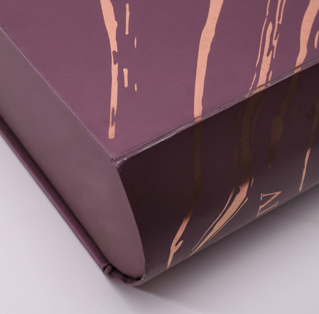 High End Gift Box with Soft Touch and Gold Foil