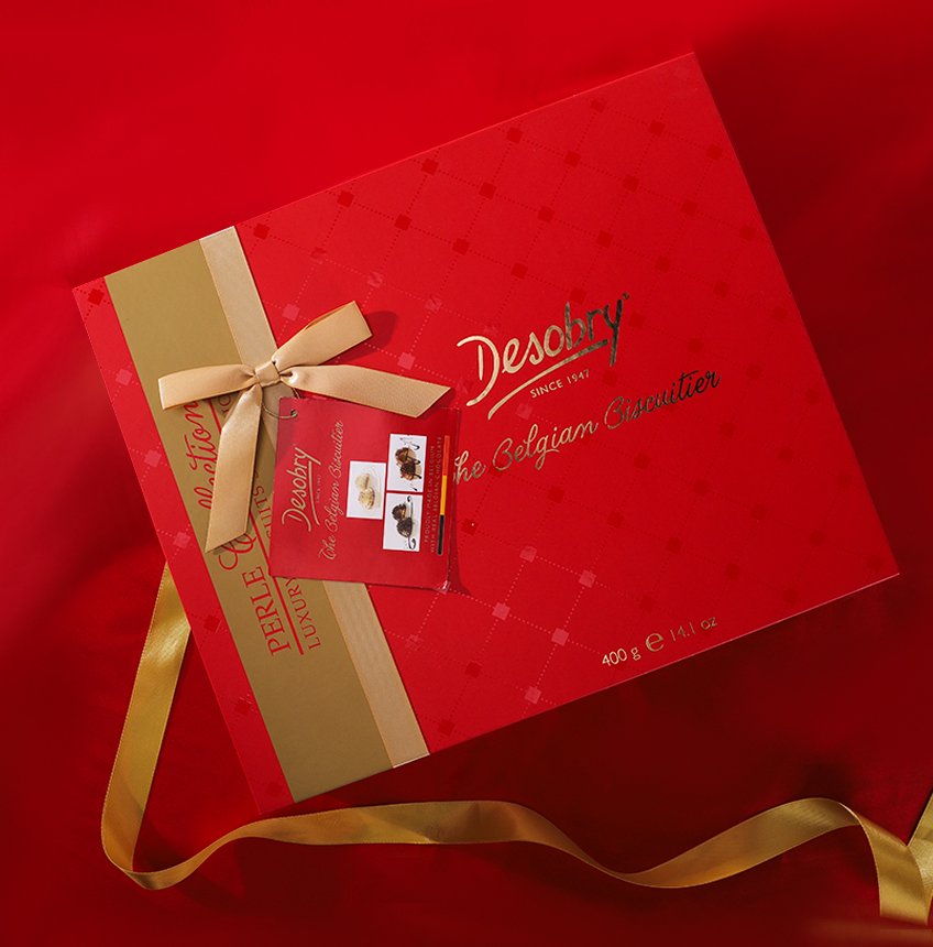Customized Gold Foil Design on Gift Box