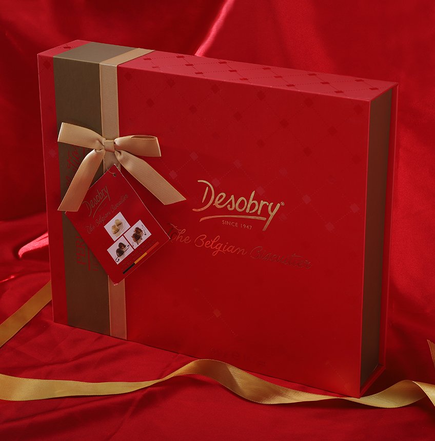 Customized Gold Foil Design on Gift Box