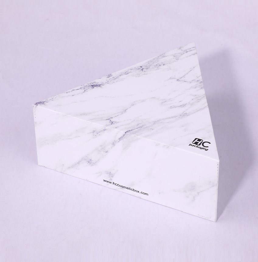 Rigid Boxes of Triangle
