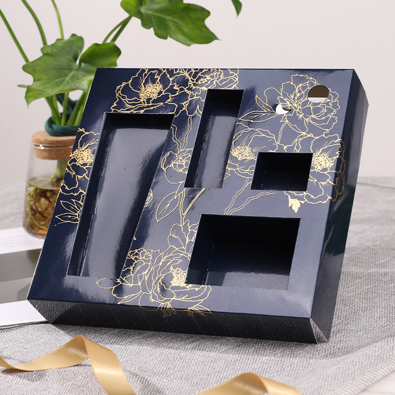 Black Top & Base skincare box set with ribbion
