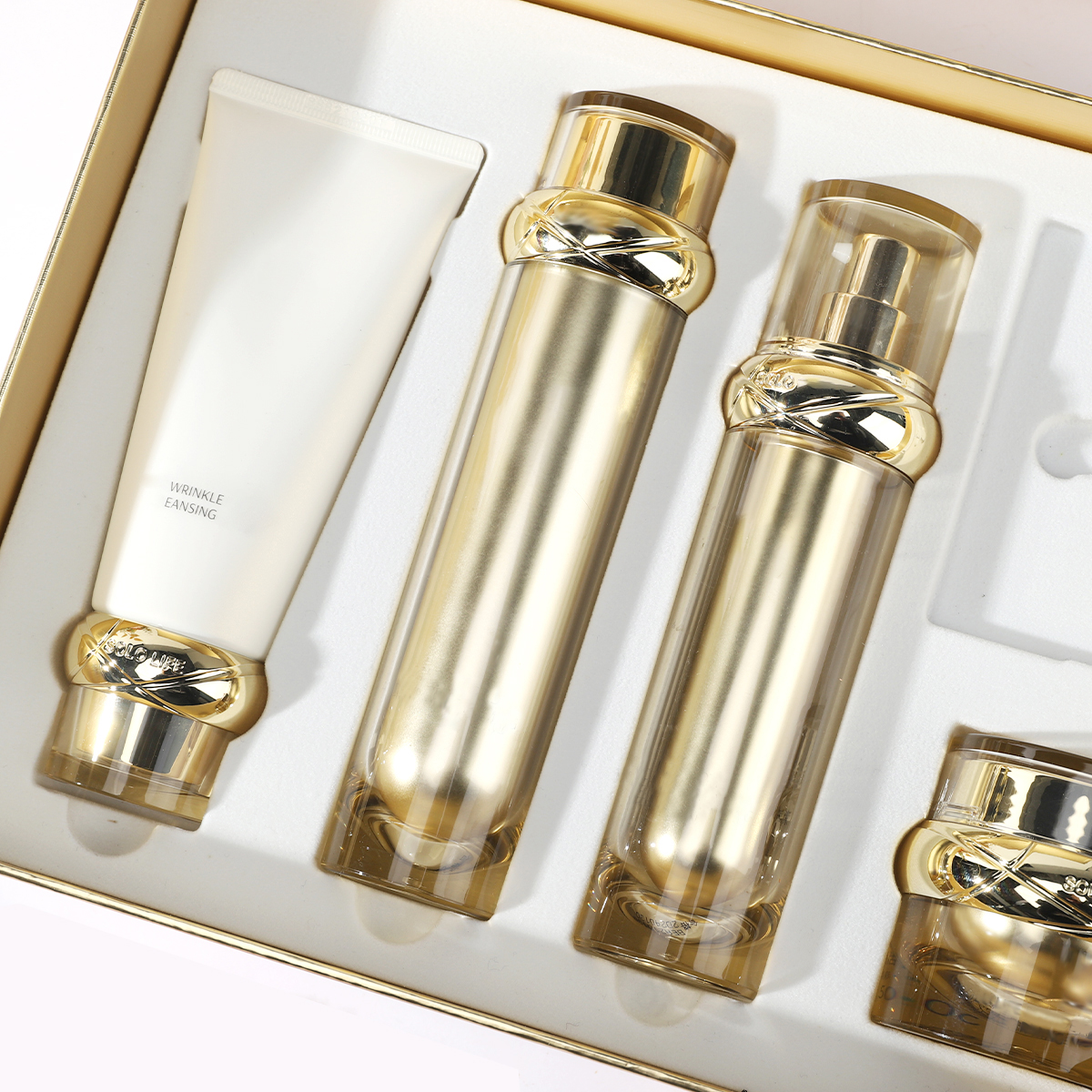 Luxury cosmetic box Valentine gift box