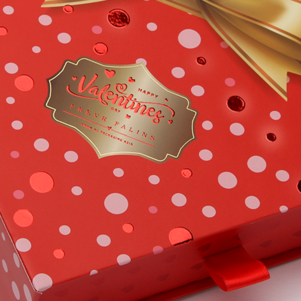 Heart-shaped lipstick packaging gift box